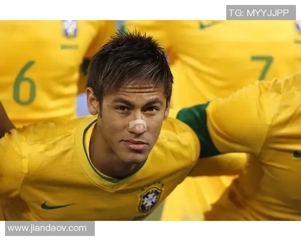 全球足球明星风采揭秘与成就回顾